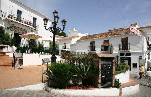 Piso Vacacional, Mijas Puebloアパートメント エクステリア 写真